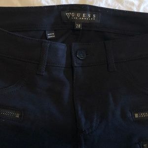 Guess, like-new, black stretch pants jeans zipper detail size 28